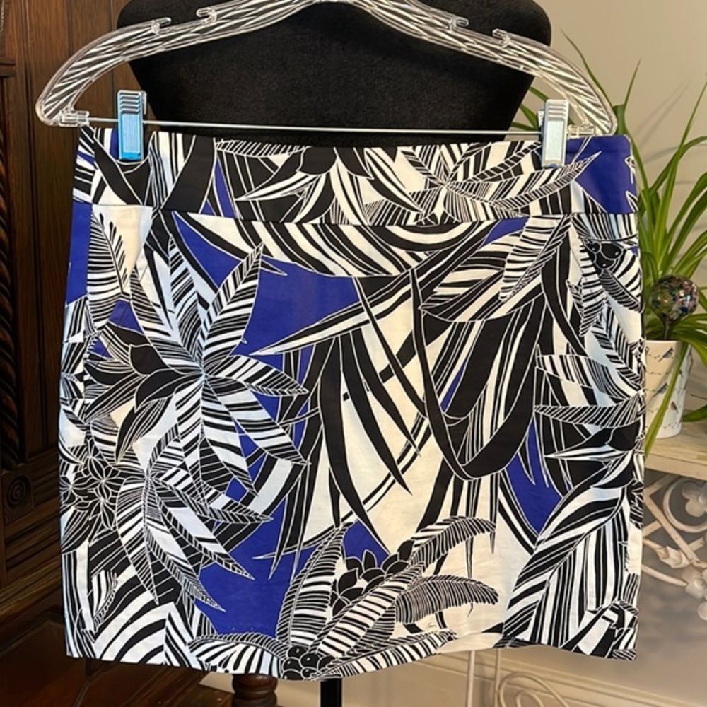 Trina Turk Tropical Skirt Blue White Women's size 8